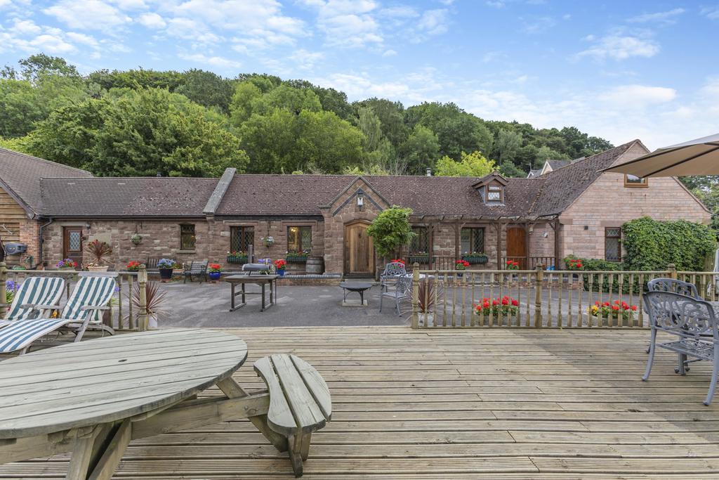 Kerne Bridge, RossonWye 5 bed detached house for sale £700,000