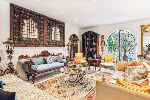 5 bedroom detached house for sale - Chatsworth Road, London, W5