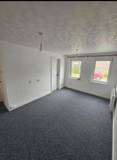 Studio to rent, Torpoint PL11