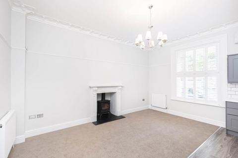 2 bedroom flat to rent - 13 St Peters Road, Parkstone, Poole