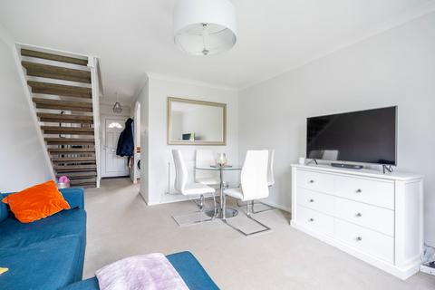 2 bedroom end of terrace house for sale - Lindley Close, Norwich