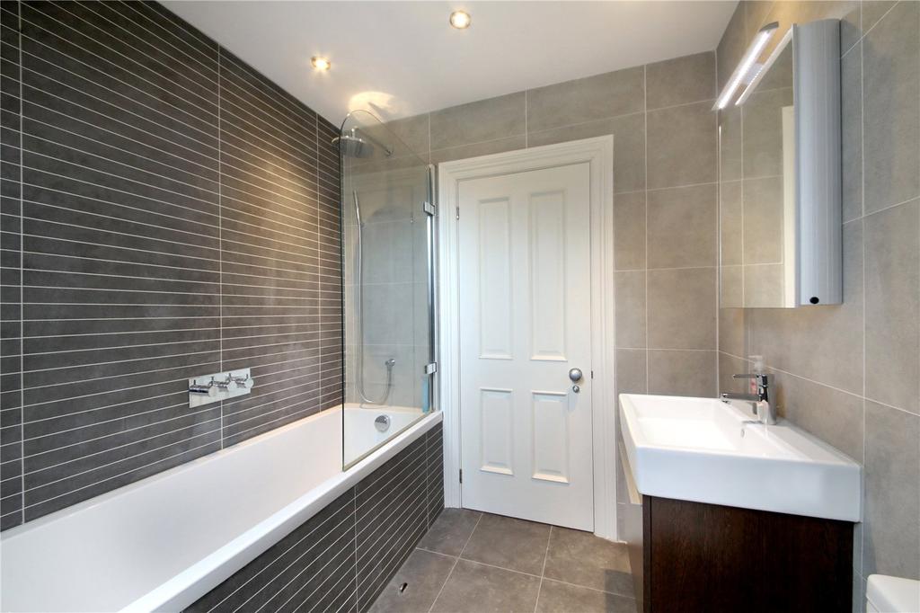 En Suite Bathroom