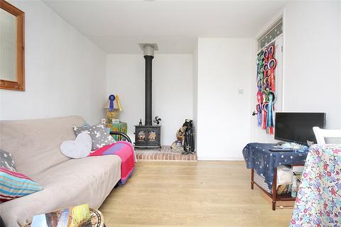 2 bedroom bungalow for sale - Andrews Close, Debenham, Stowmarket, Suffolk, IP14