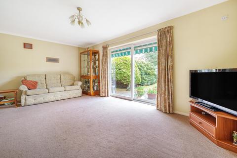 3 Broadway Road, Lightwater, GU18 5SL