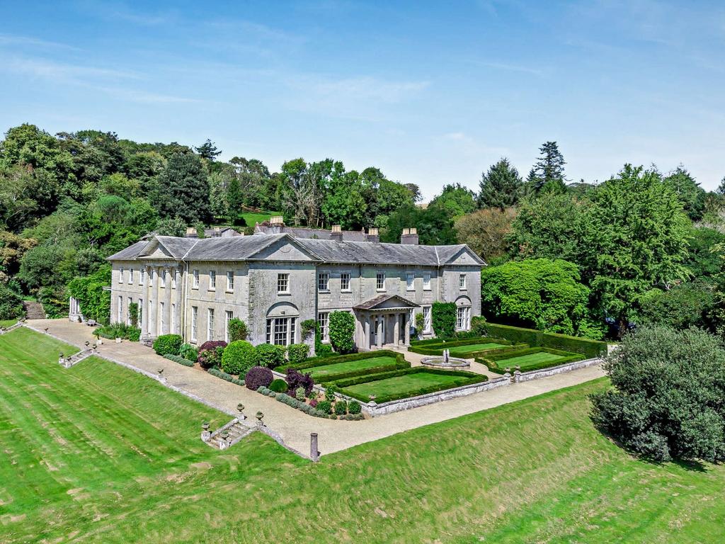 Glynn Hall