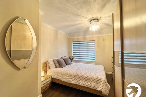 3 bedroom end of terrace house for sale - Dean Road, Sittingbourne, Kent, ME10
