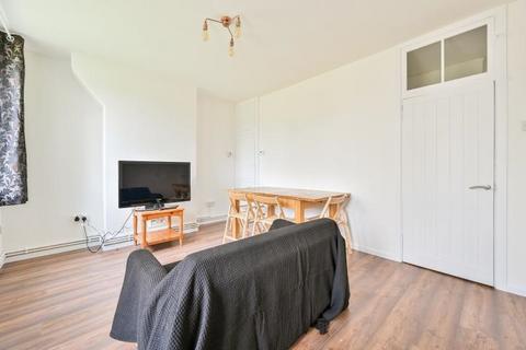 2 bedroom flat for sale, George Elliston House, Old Kent Road, London, SE1 5ET