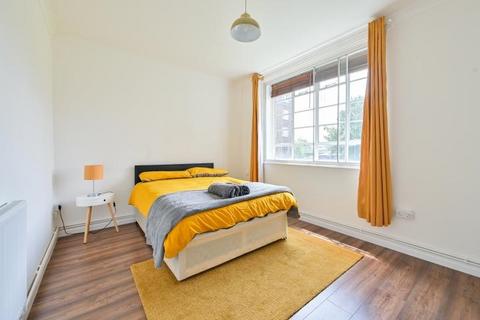 2 bedroom flat for sale, George Elliston House, Old Kent Road, London, SE1 5ET
