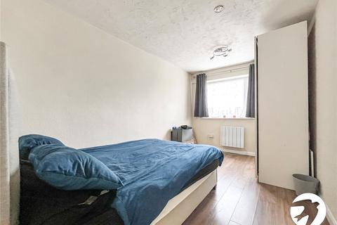 2 bedroom flat for sale, London Road, Sittingbourne, Kent, ME10
