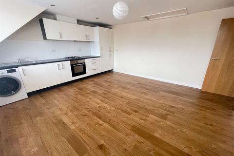 1 bedroom flat for sale - High Street, Solihull B93