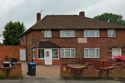 3 bedroom semi-detached house for sale, 55 Homestead Way, New Addington, Croydon, Surrey, CR0 0AU