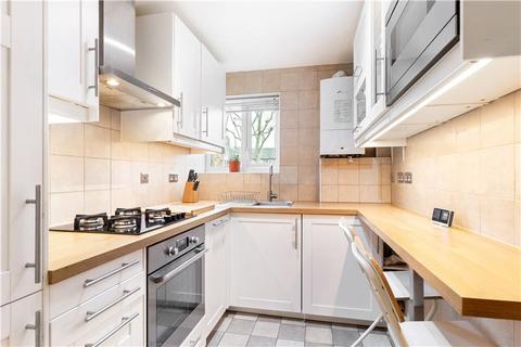 2 bedroom apartment for sale - Langdale Close, London, SE17