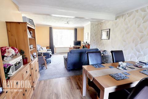 3 bedroom semi-detached house for sale - Dickens Road, Rawmarsh
