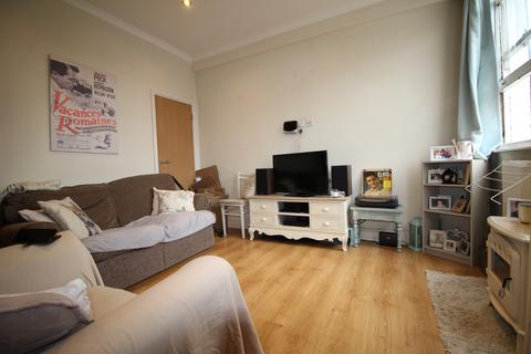 1 bedroom flat to rent, Grove Crescent, Kingston upon Thames KT1