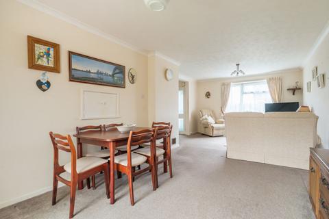 74 Addison Way, Bognor Regis, PO22 9HZ