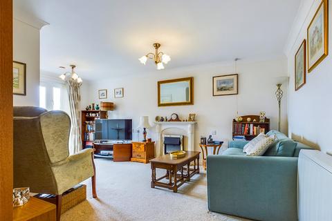1 bedroom apartment for sale, Seward Court, 380-396 Lymington Road, Highcliffe, Dorset, BH23