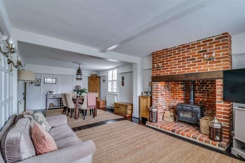 5 bedroom detached house for sale, Brentwood Road, Brentwood CM13