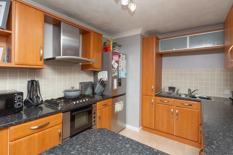 2 bedroom flat for sale, George Hill Road, Greyfriars Court George Hill Road, CT10