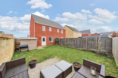 2 bedroom semi-detached house for sale, Spitfire Drive,  Witney,  OX29