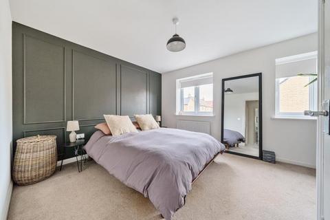 50 Spitfire Drive, Witney, OX29 7BF