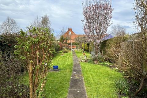 4 bedroom detached house for sale, Ashchurch Road, Newtown, Tewkesbury GL20