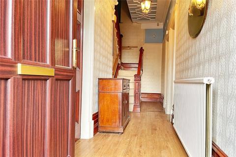 3 bedroom semi-detached house for sale, Parkfield Road North, Manchester, Greater Manchester, M40