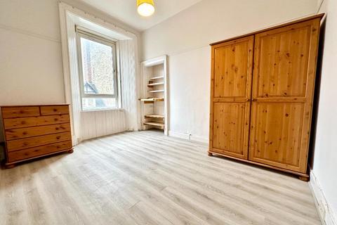 1 bedroom flat to rent, Ramsay Place, Portobello, Edinburgh, EH15