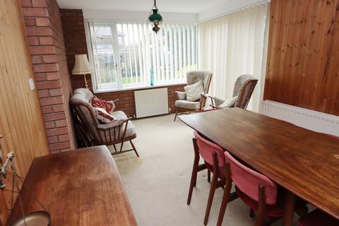 3 bedroom semi-detached house for sale - Carolyn Crescent, Whitley Lodge, Whitley Bay, NE26 3ED
