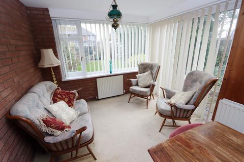 3 bedroom semi-detached house for sale - Carolyn Crescent, Whitley Lodge, Whitley Bay, NE26 3ED