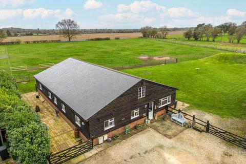 4 bedroom detached house for sale - The Barn, Kenwood Farm, Flaunden Lane, Bovingdon, HP3