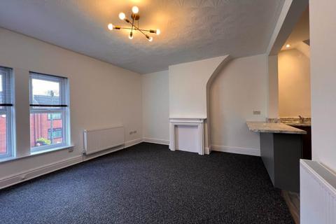 2 bedroom apartment to rent - Greenfield Road, St Helens