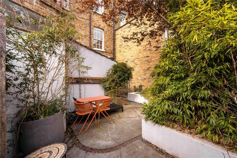 6 Cassland Road, London, E9 7AN