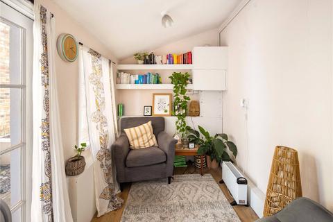 6 Cassland Road, London, E9 7AN