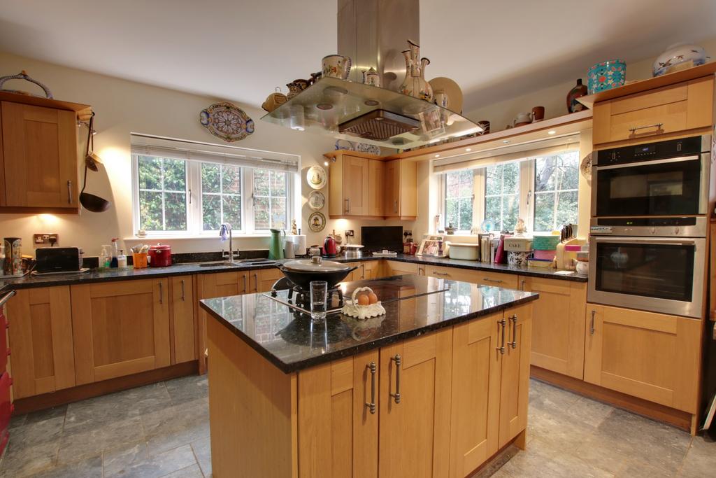 Kitchen area