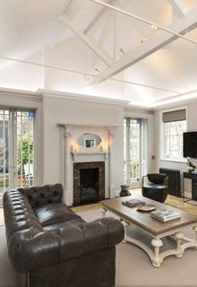 4 bedroom apartment to rent - Mayfair, London W1K