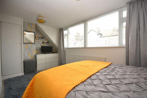 3 bedroom semi-detached house for sale, 23 Belgrave Road, Fairbourne, LL38 2AZ