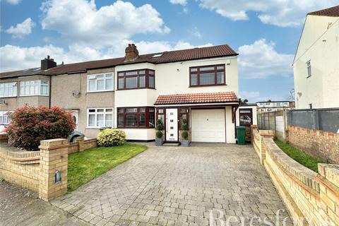 4 bedroom semi-detached house for sale, Norman Road, Hornchurch, RM11
