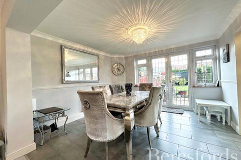 109 Norman Road, Hornchurch, RM11 1NB