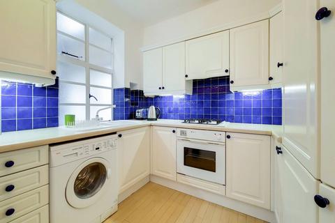 1 bedroom flat to rent, Trinity Close, The Pavement, Clapham, London, SW4
