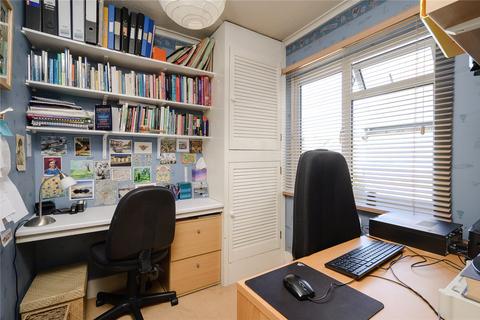 12 Glenthorne Road, Kingston Upon Thames, KT1 2UB