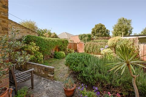 12 Glenthorne Road, Kingston Upon Thames, KT1 2UB