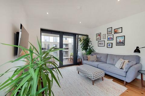 1 bedroom flat to rent, .Offenham Road, Oval, London, SW9