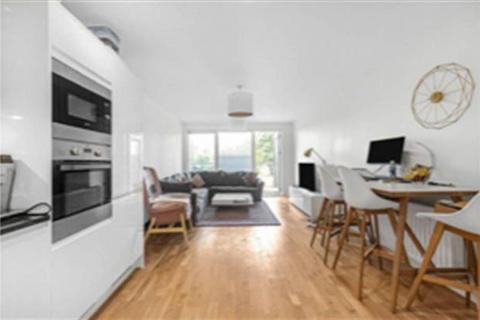 2 bedroom flat for sale, Upper North Road, Canary Wharf, London, E14