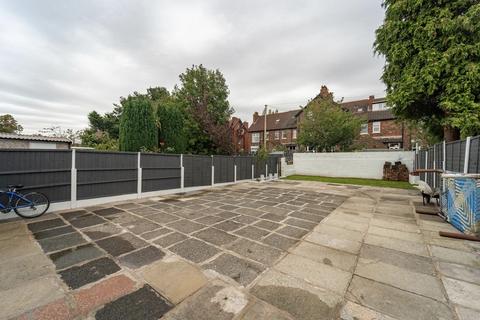 4 bedroom semi-detached house for sale, Manchester , M16