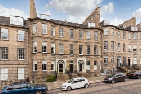 3 bedroom flat to rent - North Castle Street, Edinburgh EH2