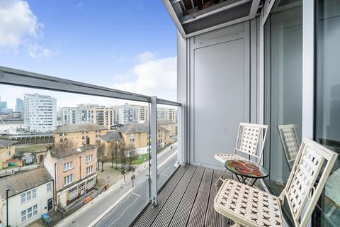 3 bedroom apartment for sale, Laban Walk, Greenwich