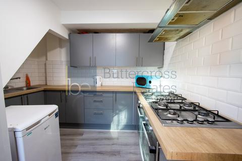 1 bedroom in a house share to rent, Currie Road, Newark