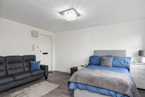 47 Herongate, Shoeburyness, Southend-on-sea, SS3 9SJ