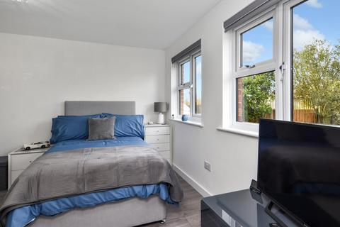 47 Herongate, Shoeburyness, Southend-on-sea, SS3 9SJ