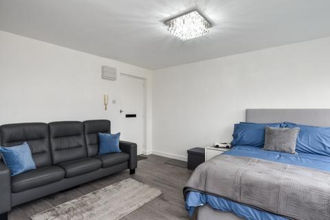 47 Herongate, Shoeburyness, Southend-on-sea, SS3 9SJ